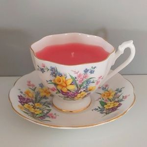 Teacup candle